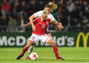 La talent et la Fougue Danoise avec pernille harder. Crédit UEFA. Lesfeminines.fr