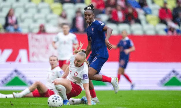 Melvine Malard, essentielle à la qualification directe des Bleues pour le Mondial 2027 au Brésil.